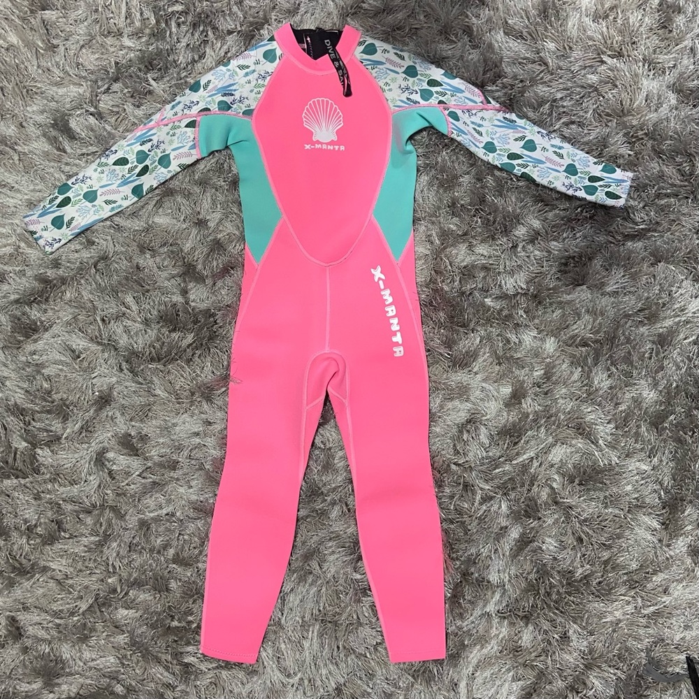 Dive and sail girl pink, green, white floral wetsuit, surf suit. Size XL. Used.